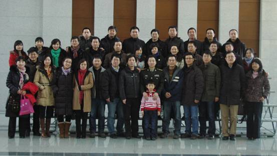 分公司干部与代表参观中国航天员中心